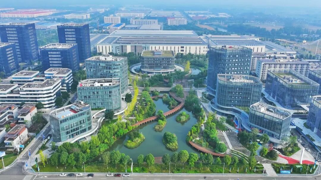 成都重仓制造的下一个五年：“明日之星”如何加速成长